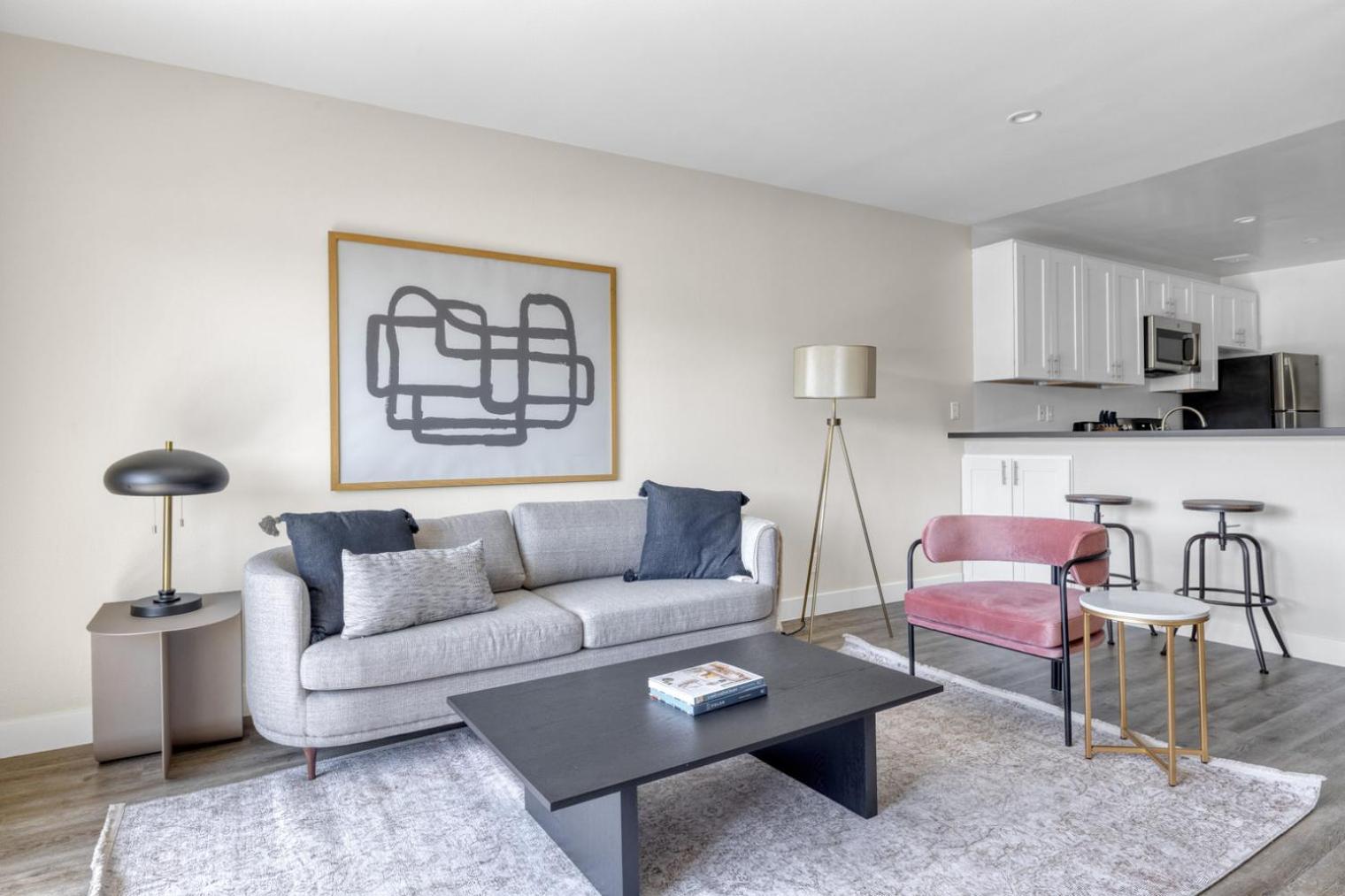 Woodland Hills 2br W Pool Gym Nr Warner Center Lax-698 *