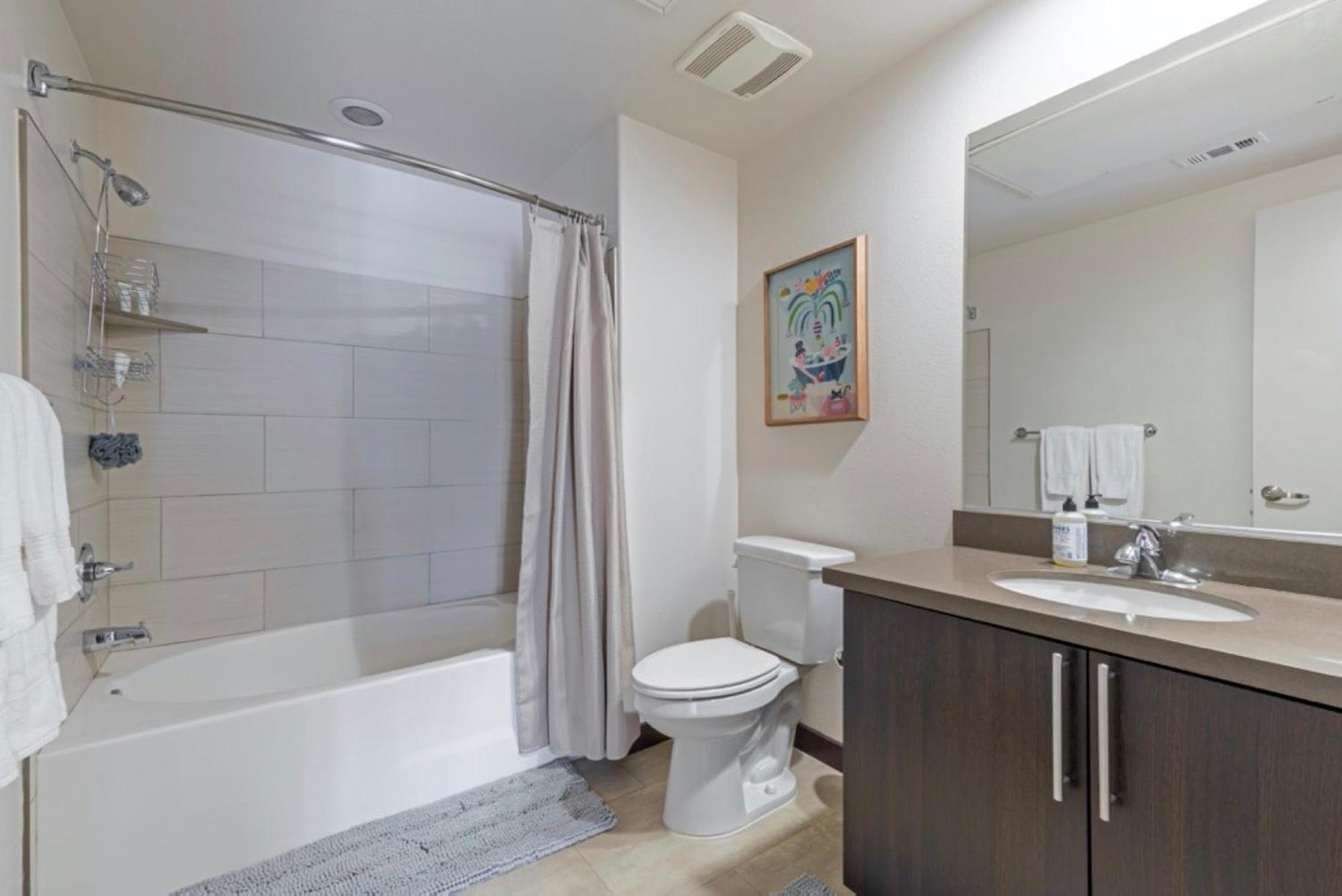 New Weho Luxurious D Apartment