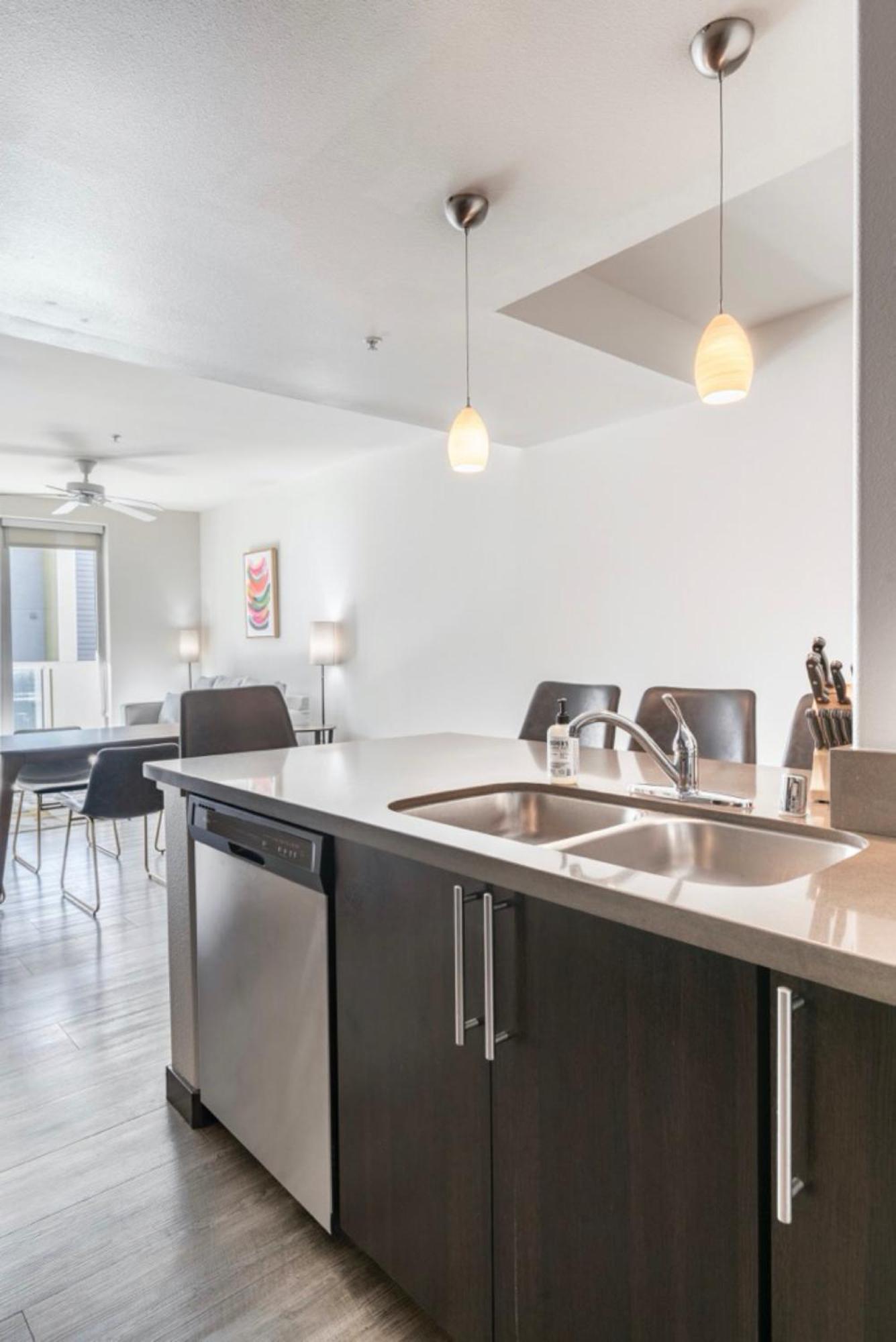 Apartment New Weho Luxurious D