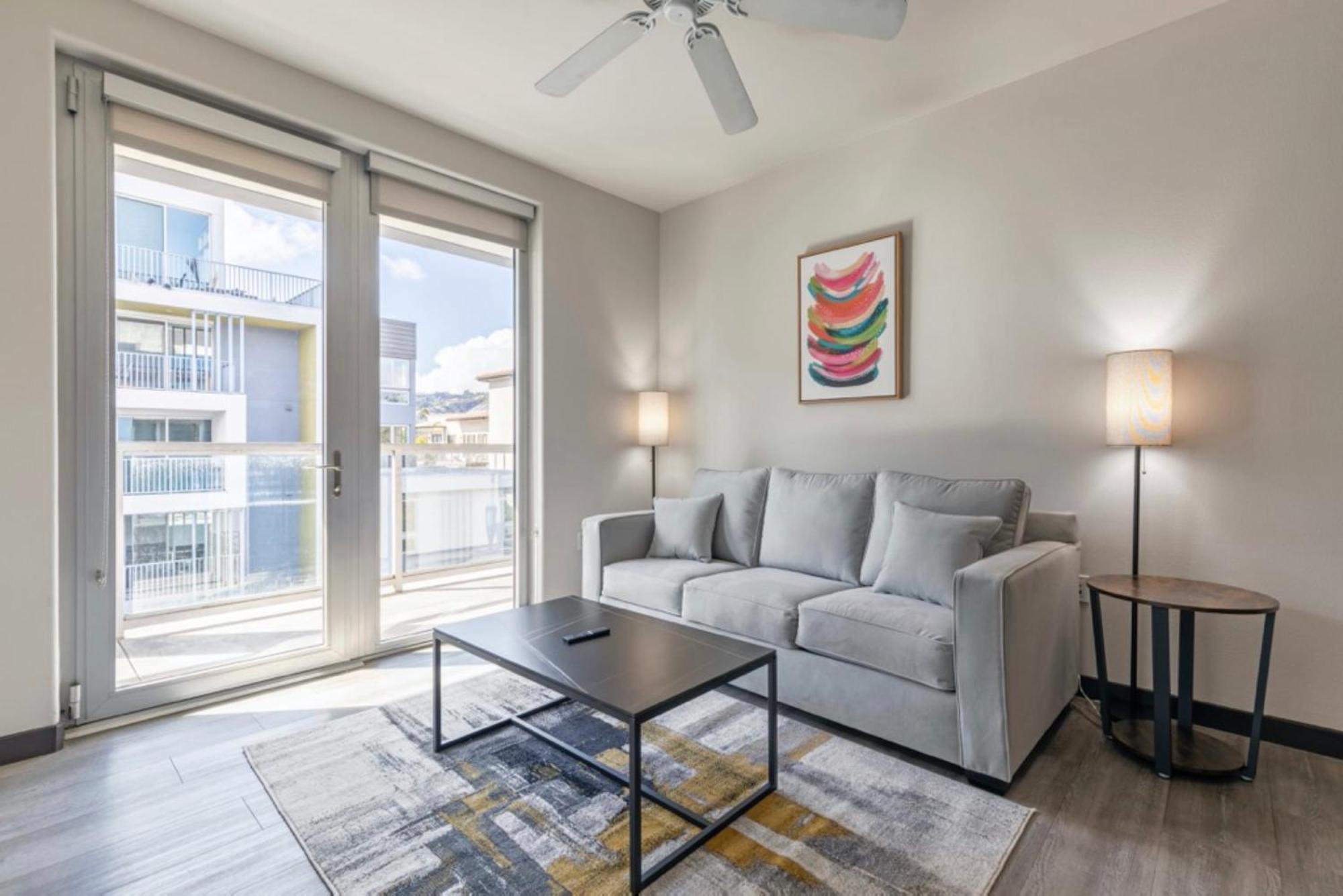 New Weho Luxurious D Apartment
