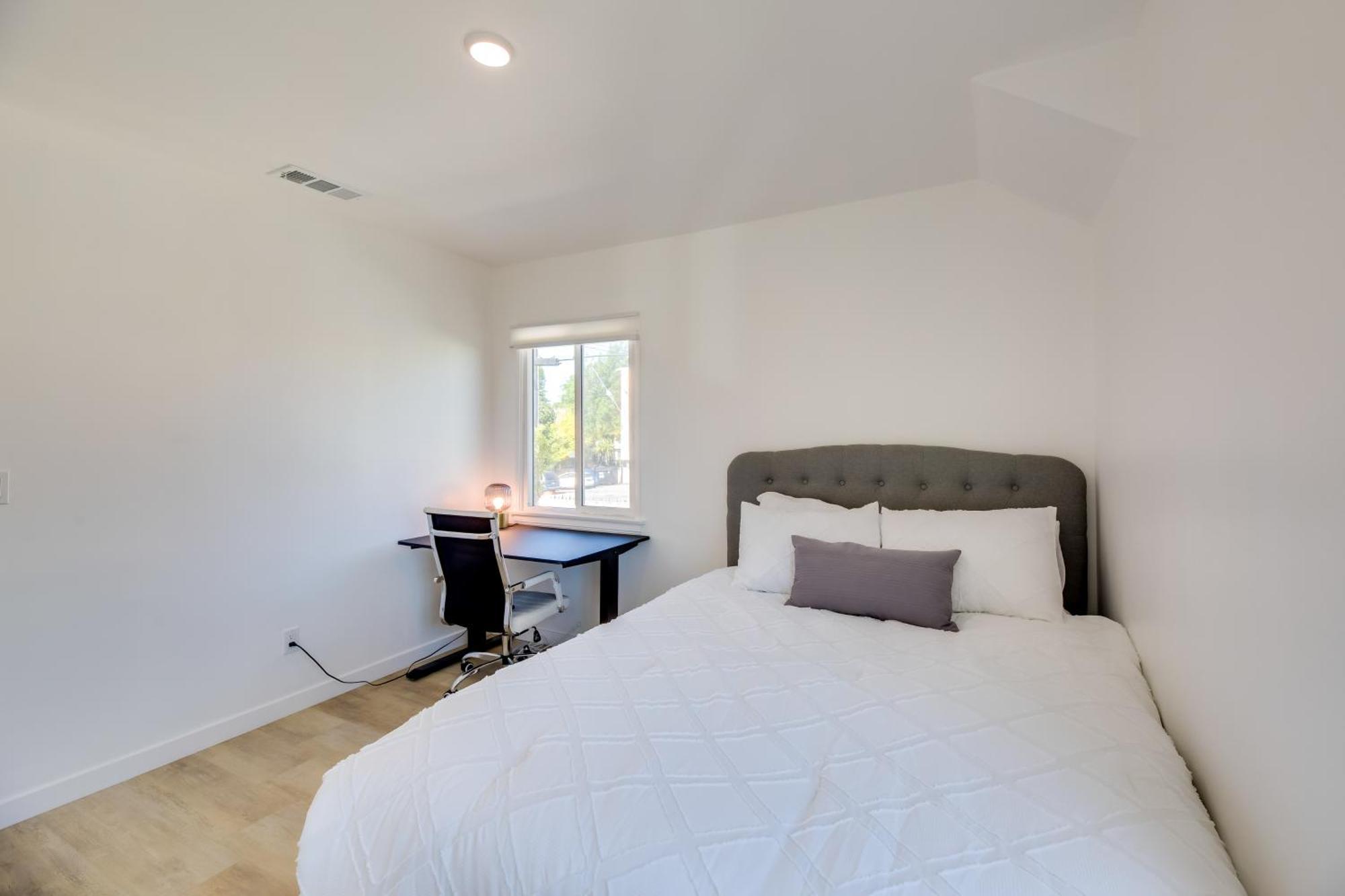 Chic Angeles Abode 6 Mi To Santa Monica Pier Apartment Los Angeles