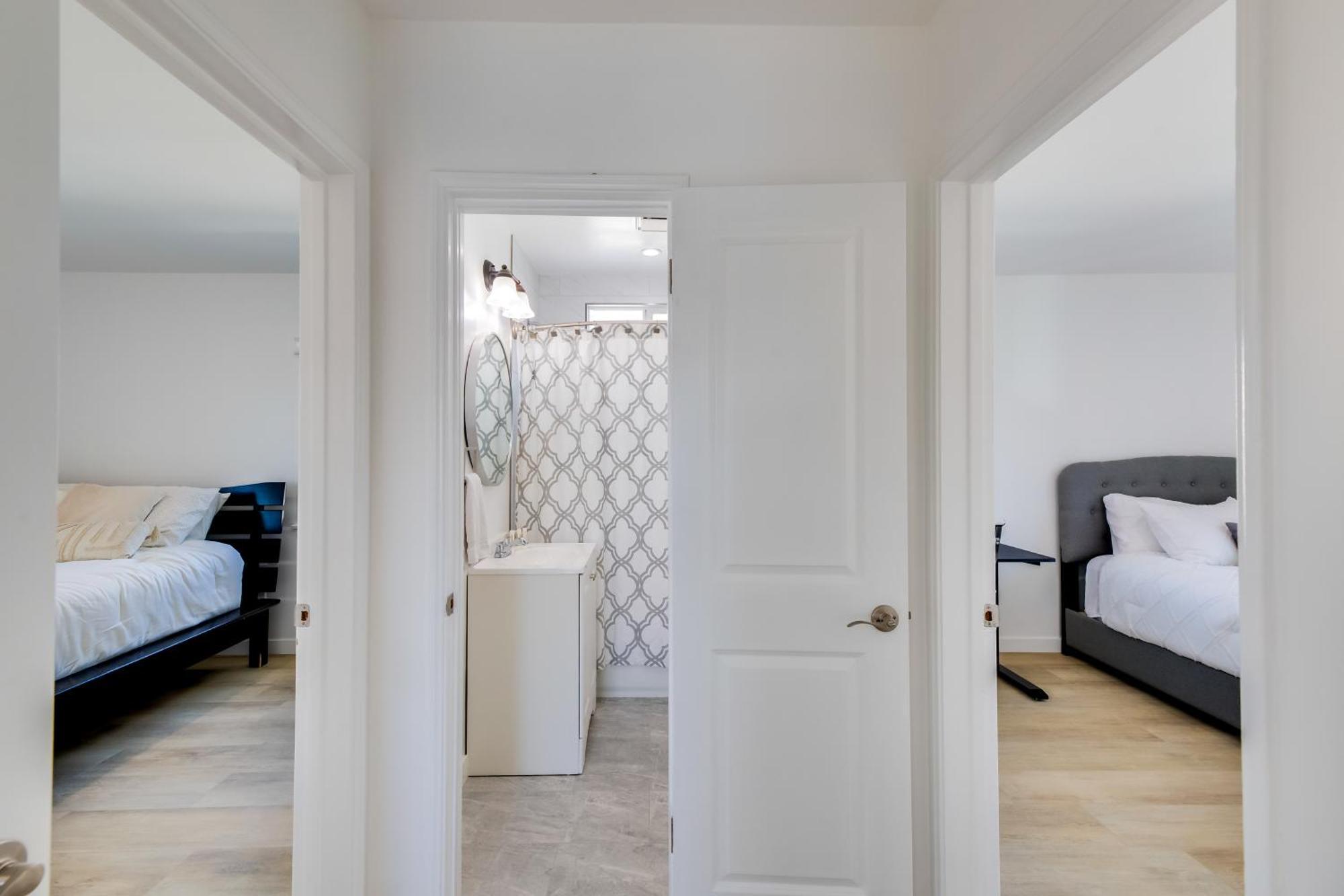 Chic Angeles Abode 6 Mi To Santa Monica Pier Apartment *