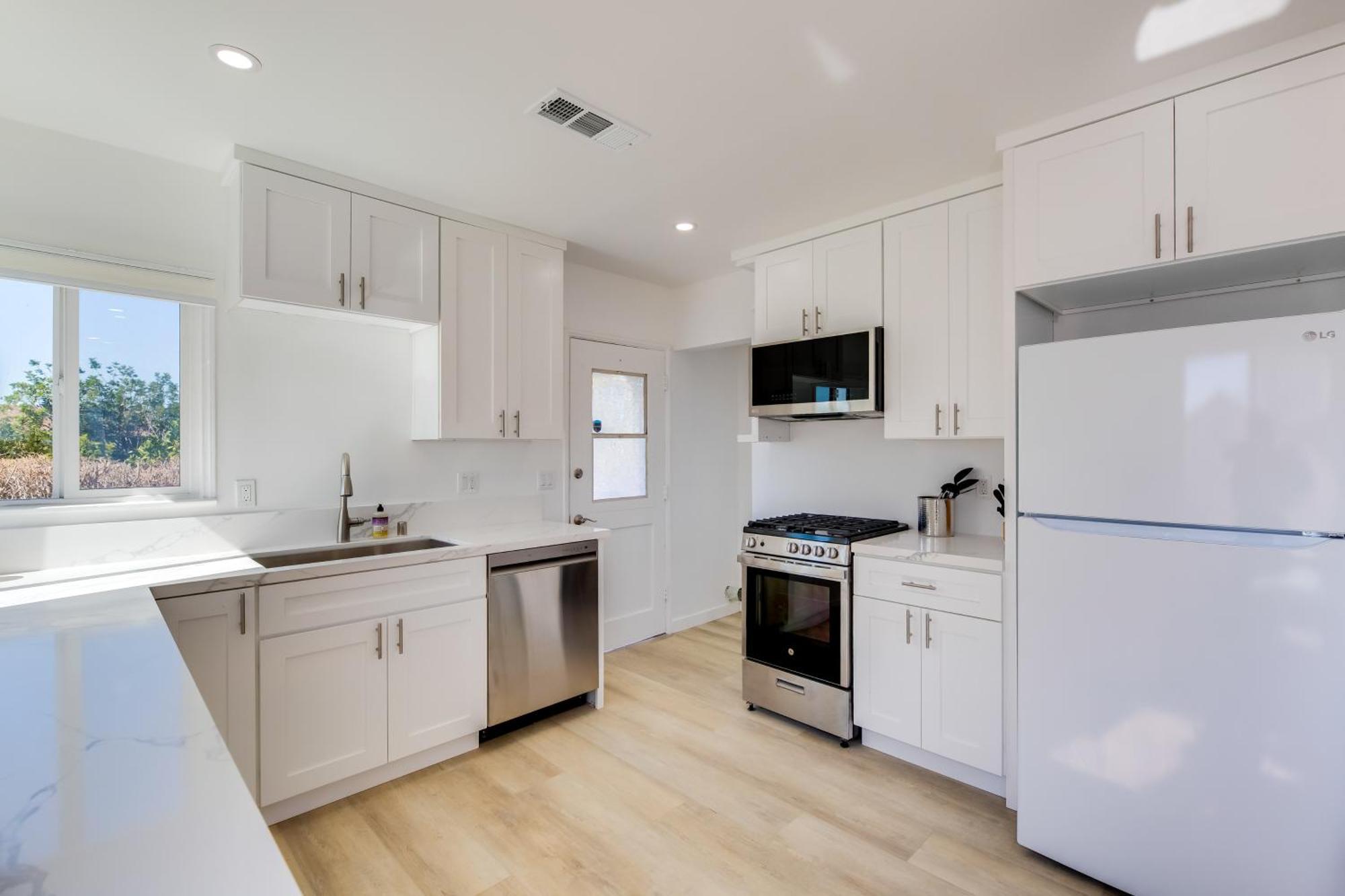 Chic Angeles Abode 6 Mi To Santa Monica Pier Los Angeles