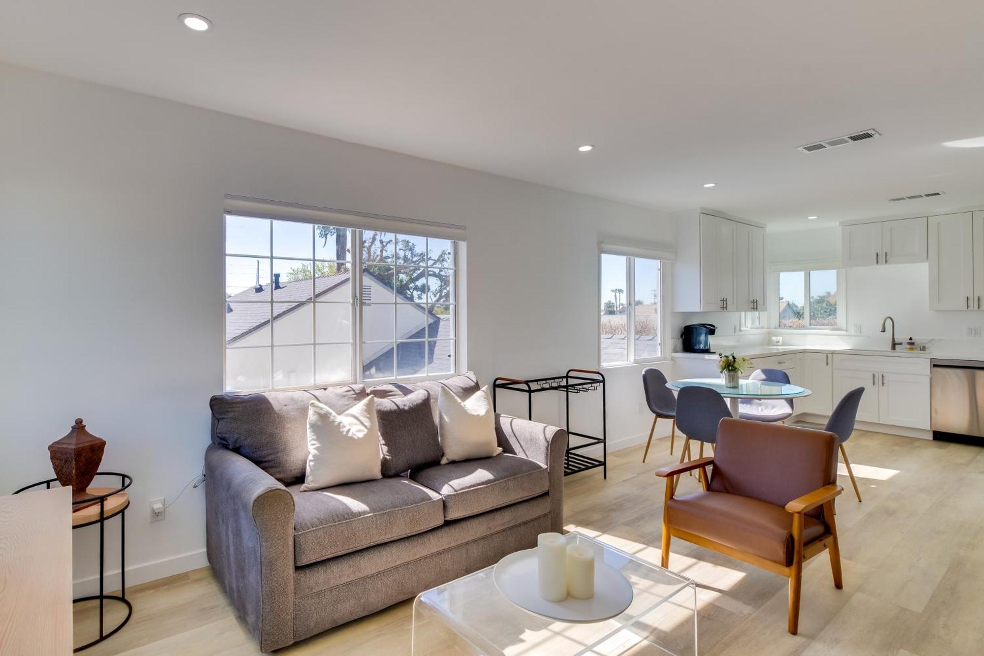 Chic Angeles Abode 6 Mi To Santa Monica Pier