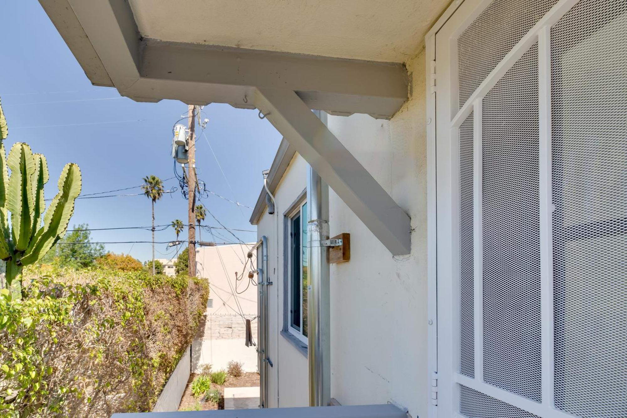 Chic Angeles Abode 6 Mi To Santa Monica Pier Los Angeles