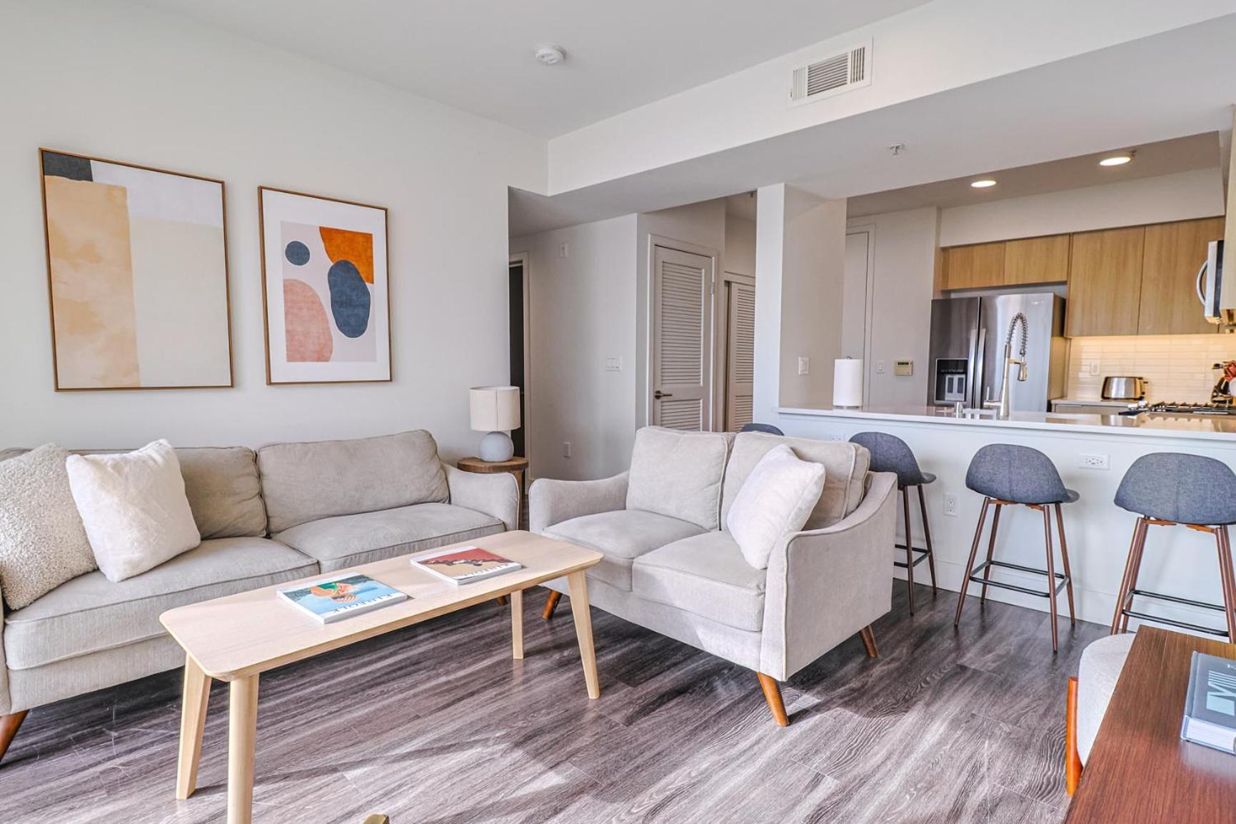 Modern 2bd & 2bth Santa Monica 5 Min To The Pier Los Angeles