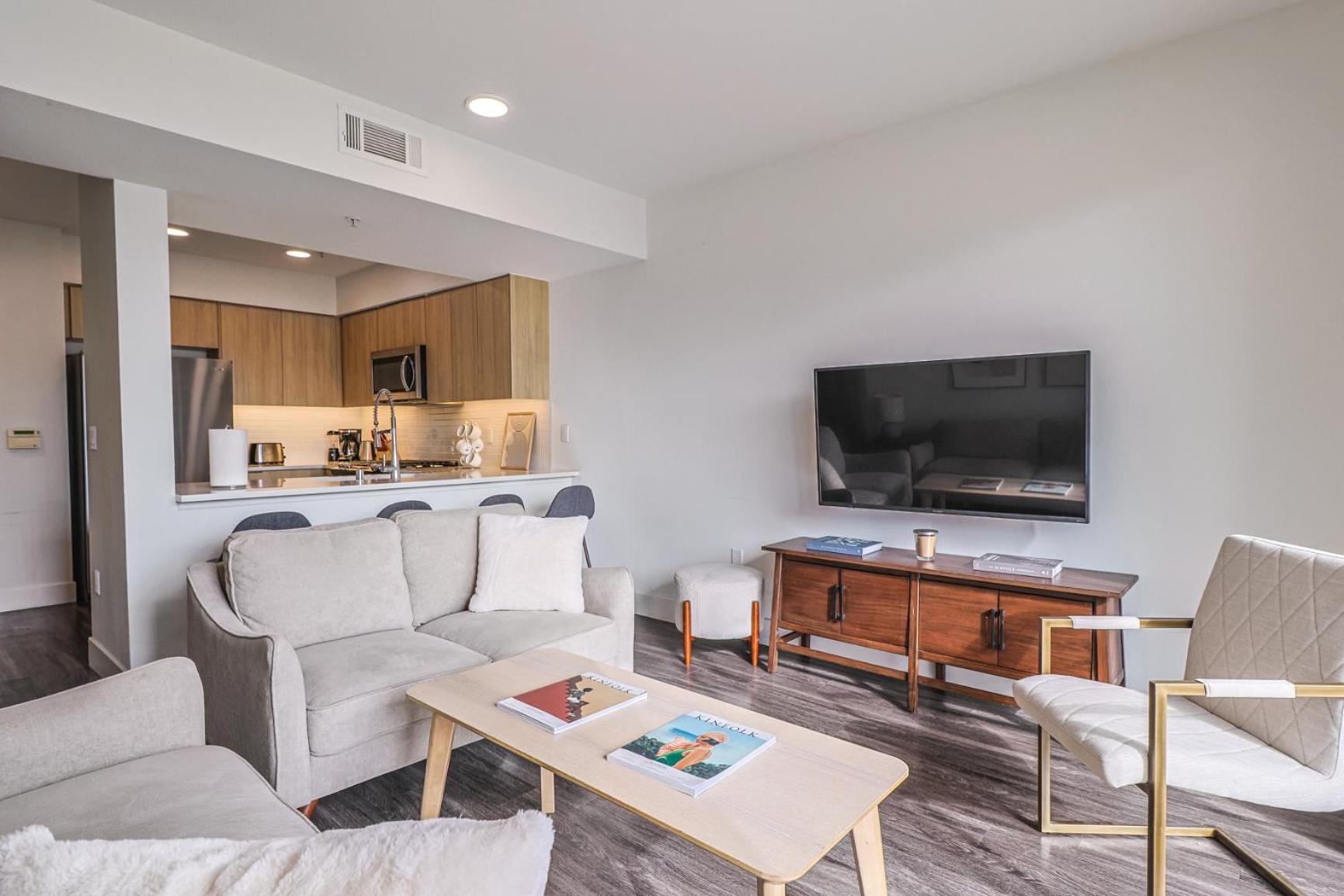 Modern 2bd & 2bth Santa Monica 5 Min To The Pier *