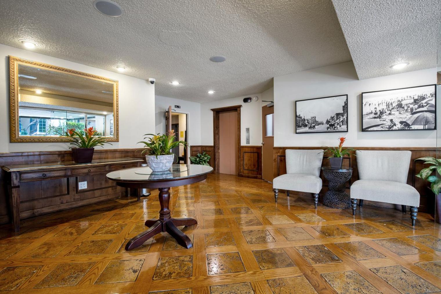 Brentwood 1br W Pool Gym Near Restaurants Lax-340 *