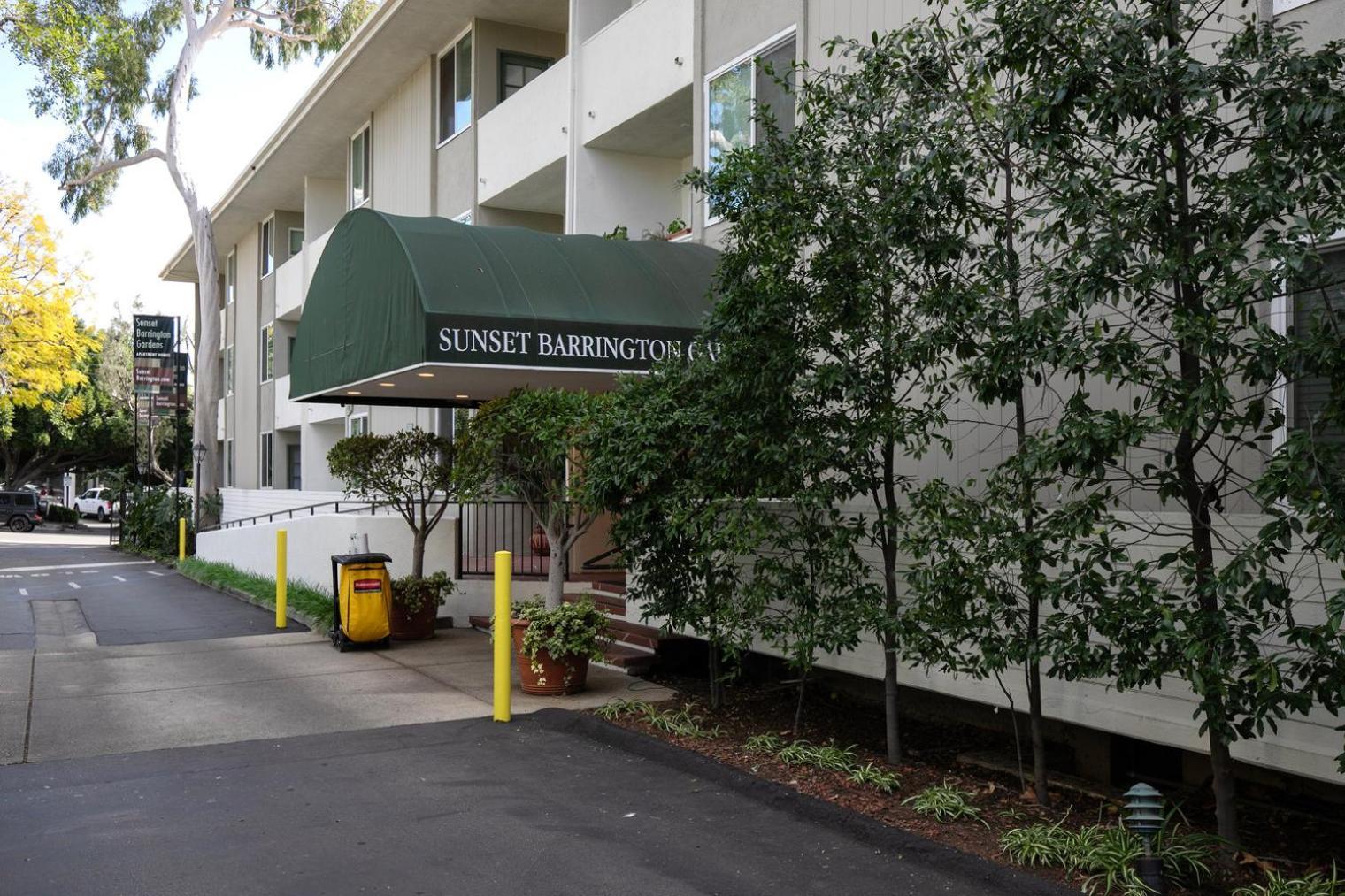 Apartment Brentwood 1br W Pool Gym Near Restaurants Lax-340