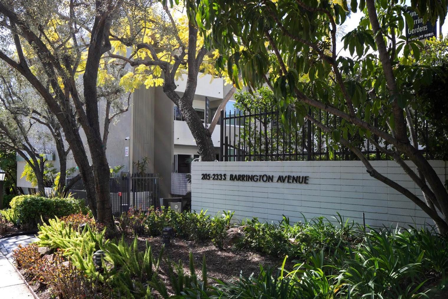Apartment Brentwood 1br W Pool Gym Near Restaurants Lax-340 Los Angeles
