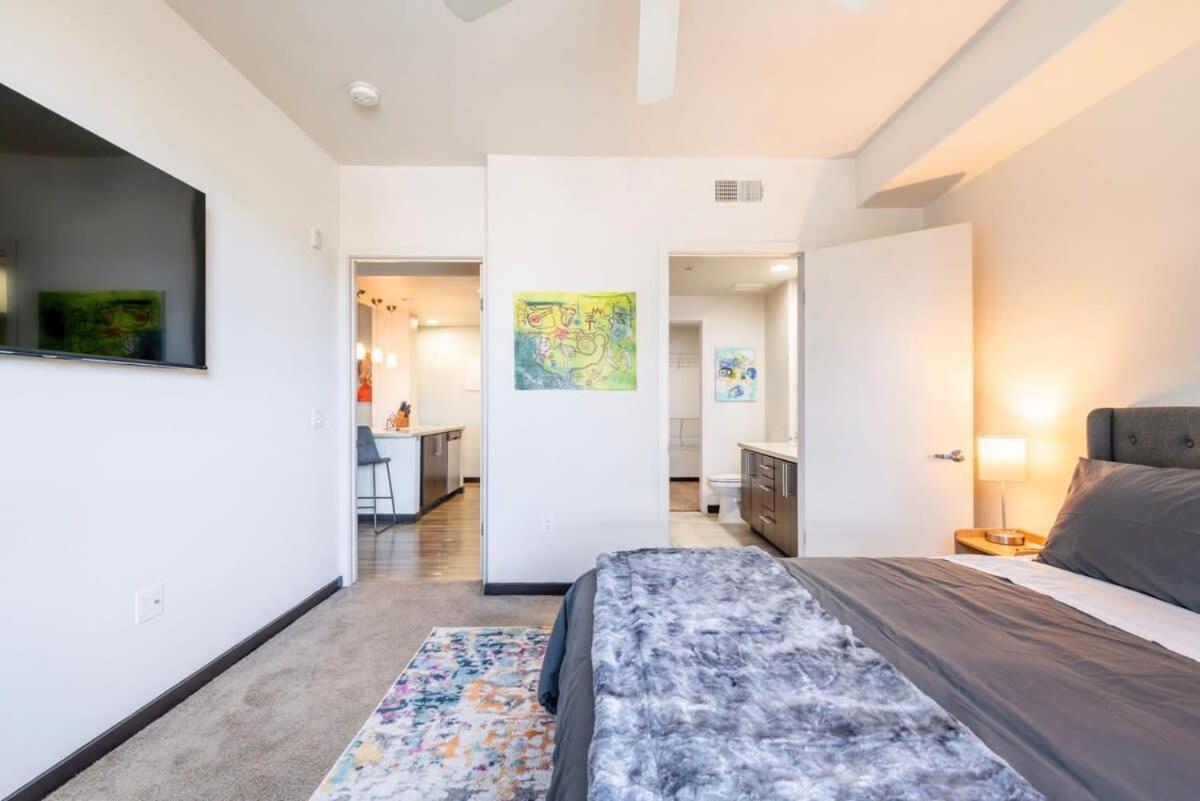 2br Modern Luxury Weho Los Angeles
