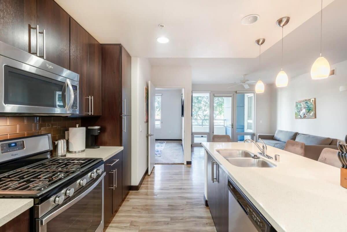 Apartment 2br Modern Luxury Weho *