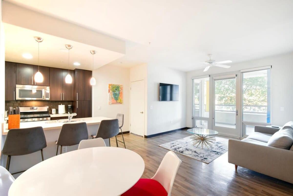 Apartment 2br Modern Luxury Weho Los Angeles