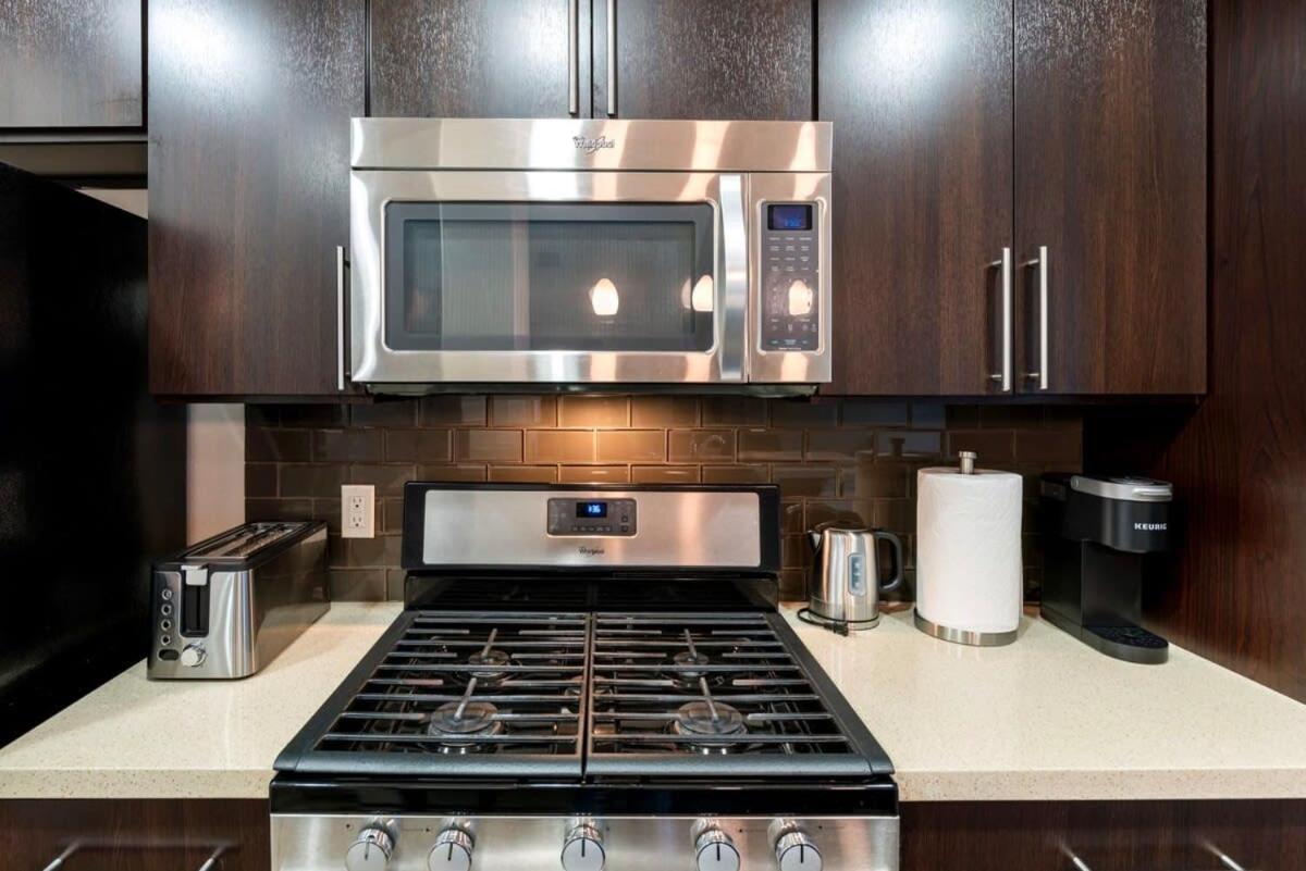 2br Modern Luxury Weho