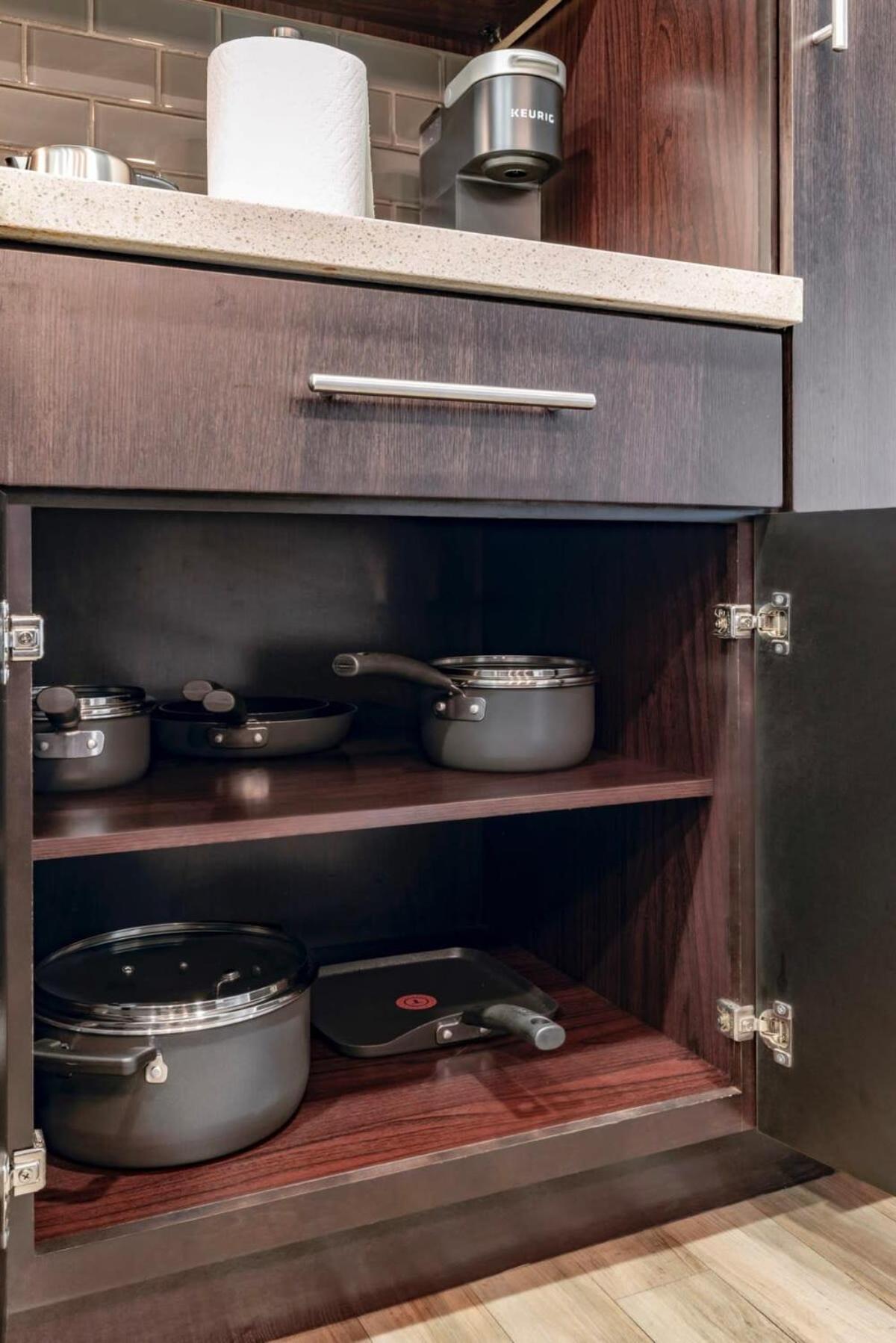 2br Modern Luxury Weho *