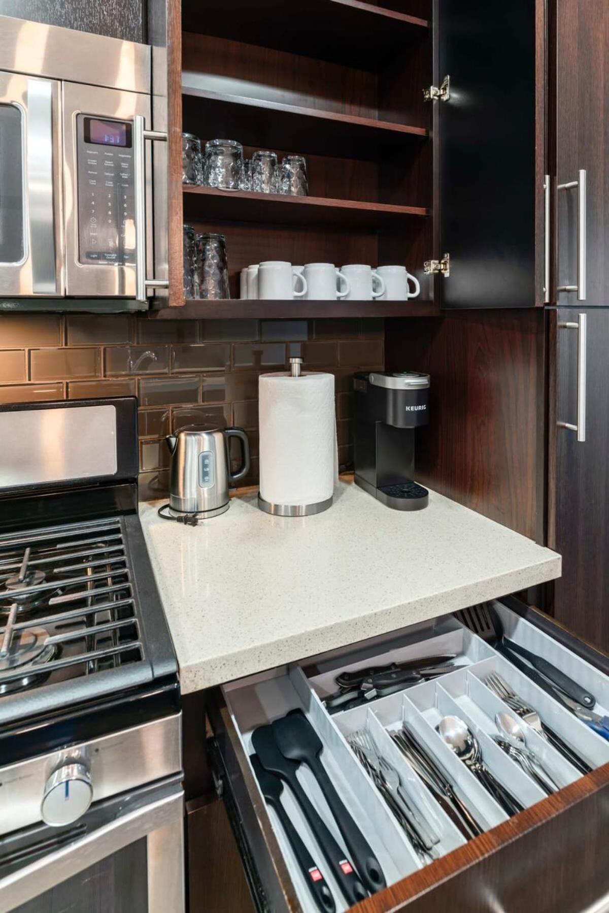 Apartment 2br Modern Luxury Weho *