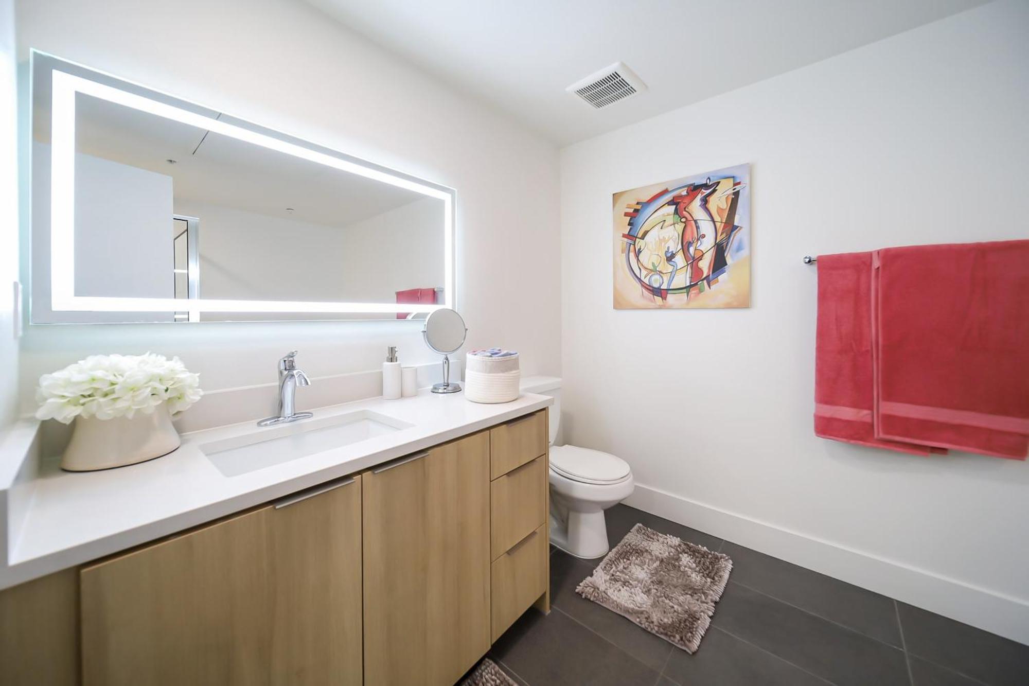 3 Lux Large Heart Of Sm Apartment
