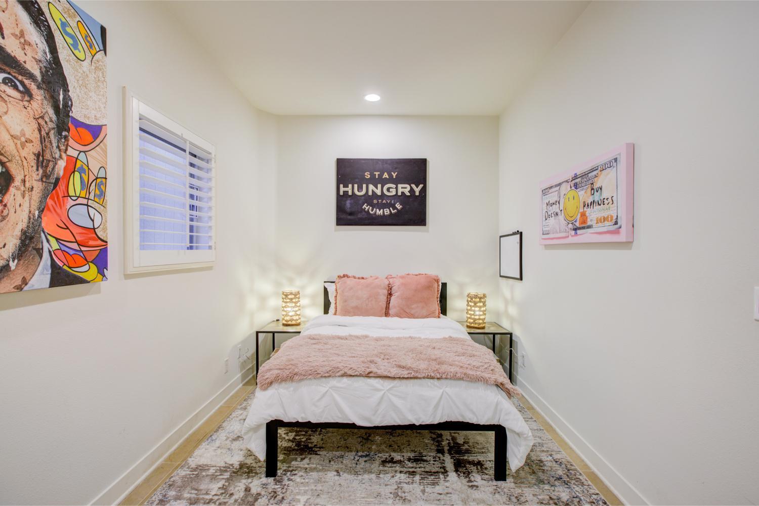 Rising Glen Apartment Los Angeles
