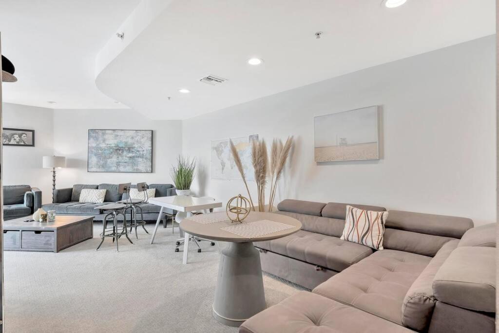 8 Marina Penthouse Water Front Apartment Los Angeles