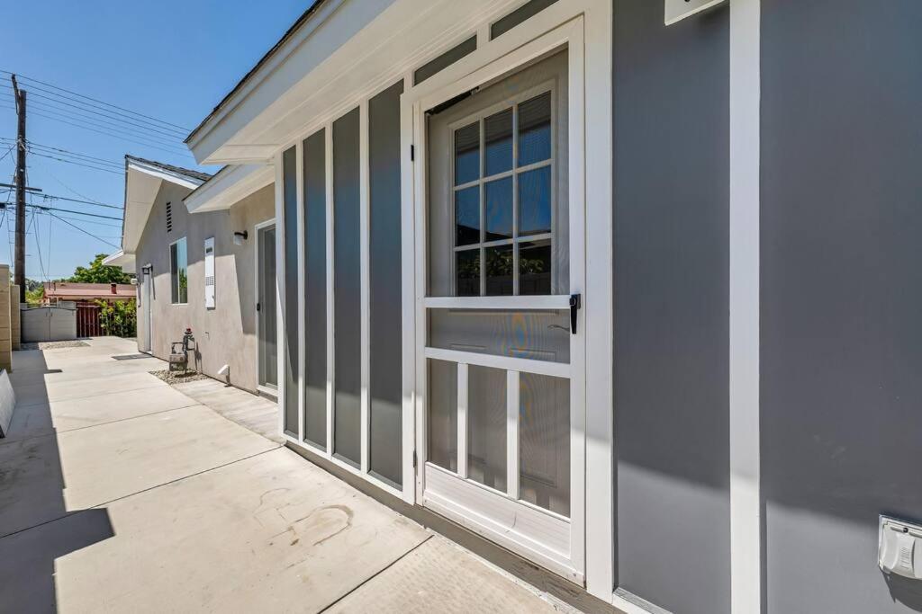 Modern 1-bedroom In A Prime La Location Apartment Los Angeles