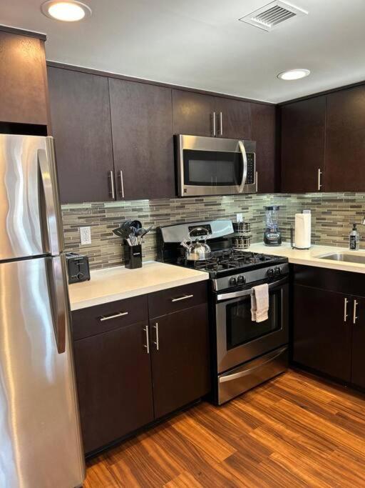 Apartment Downtown La - Mamba - Free Indoor Parking! *