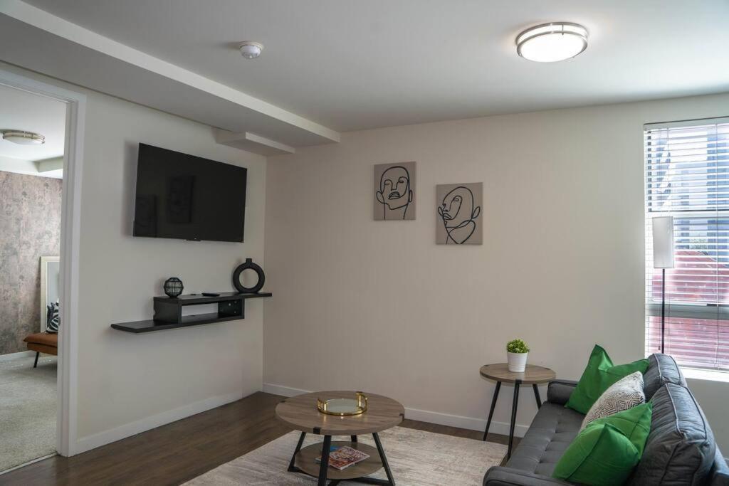 April Specials- Spot Dtla- Free Parking Los Angeles