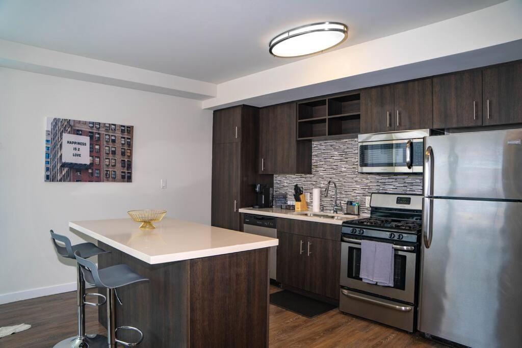 April Specials- Spot Dtla- Free Parking Apartamento