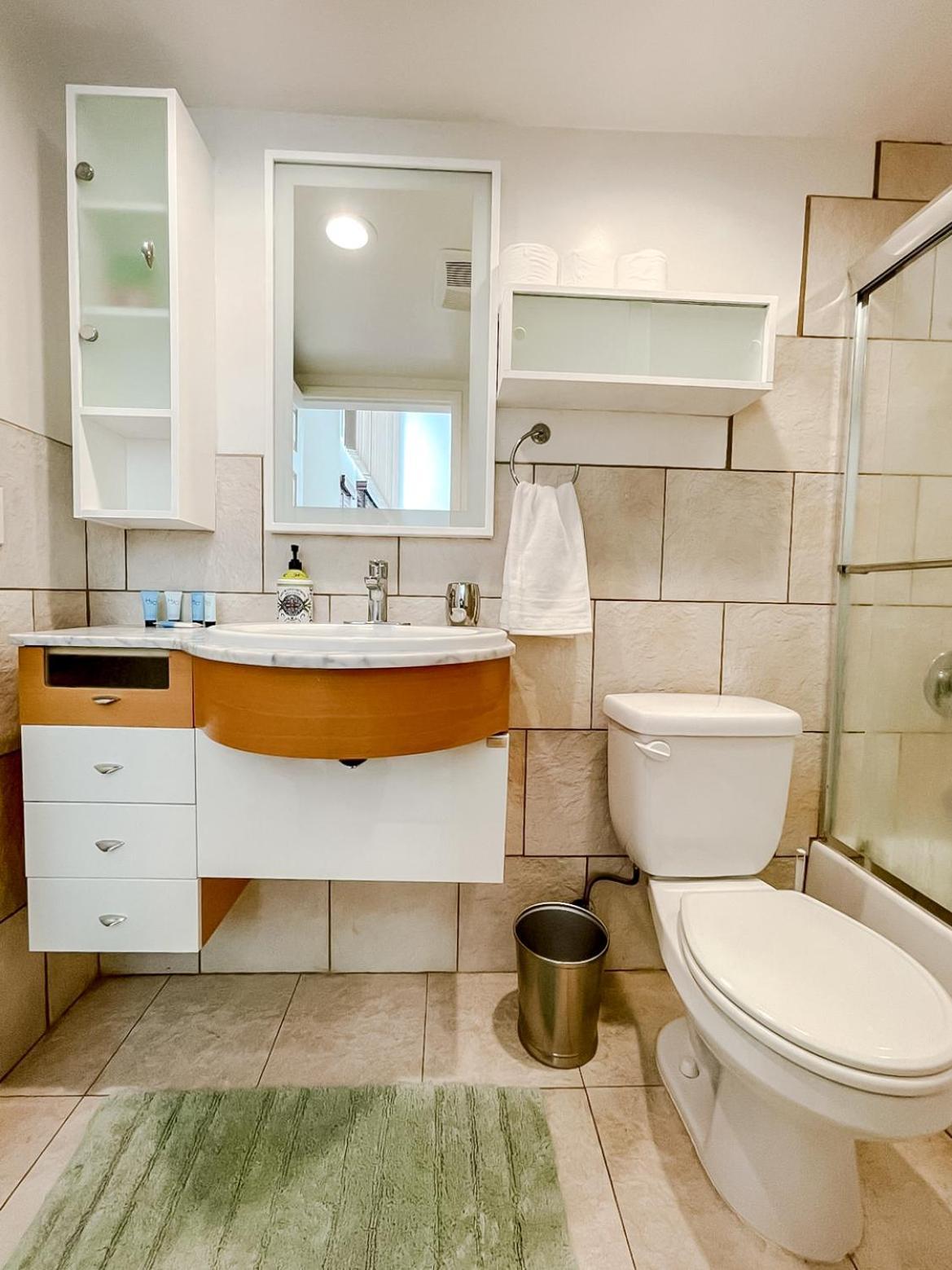 Apartment *weho/beverly Hills* Luxury 2bd/2.5ba + Balconies *