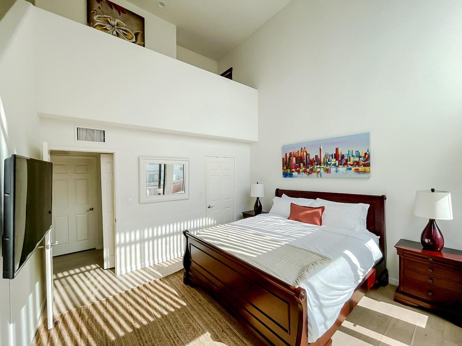 Apartment *weho/beverly Hills* Luxury 2bd/2.5ba + Balconies