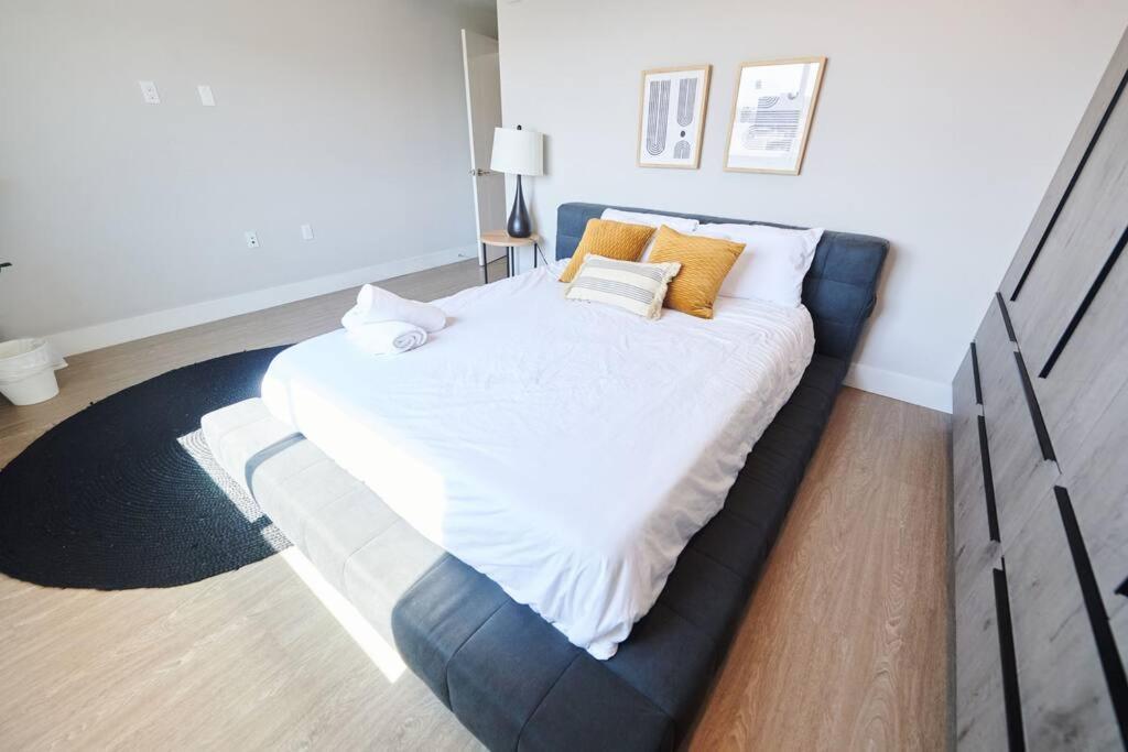 $3m Penthouse In K-town With Private Roof Deck Apartment *