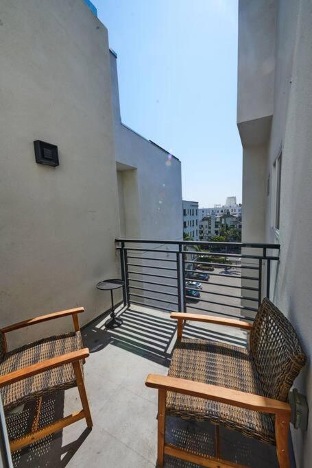 Apartment $3m Penthouse In K-town With Private Roof Deck Los Angeles