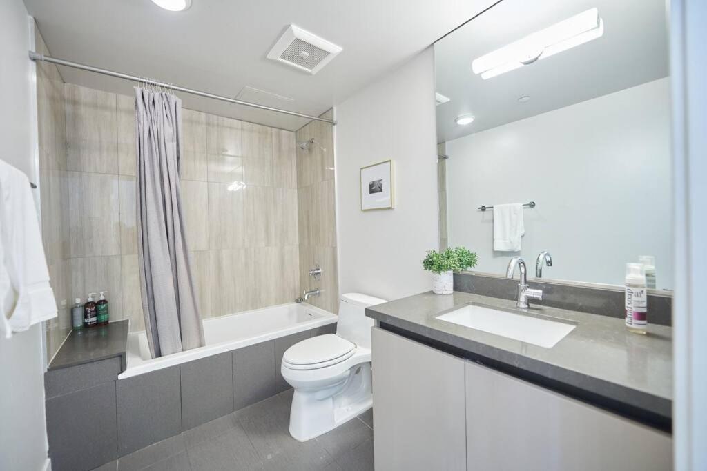 Apartment $3m Penthouse In K-town With Private Roof Deck