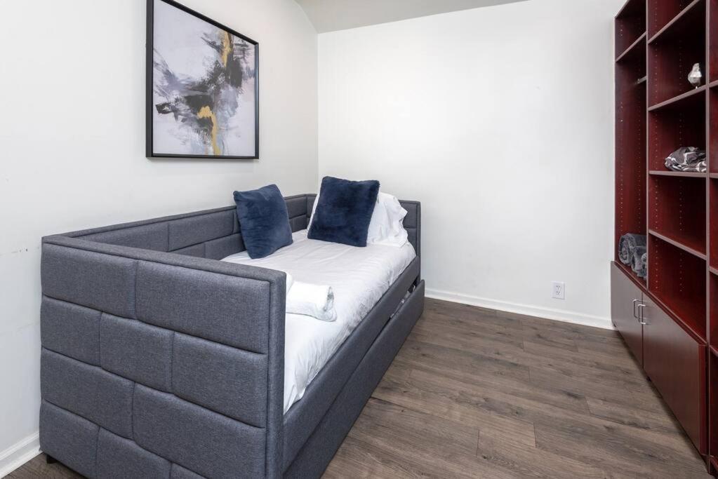 Chic And Spacious 3br Gem In La *