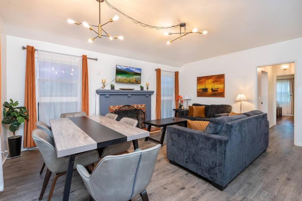 Apartamento Chic And Spacious 3br Gem In La
