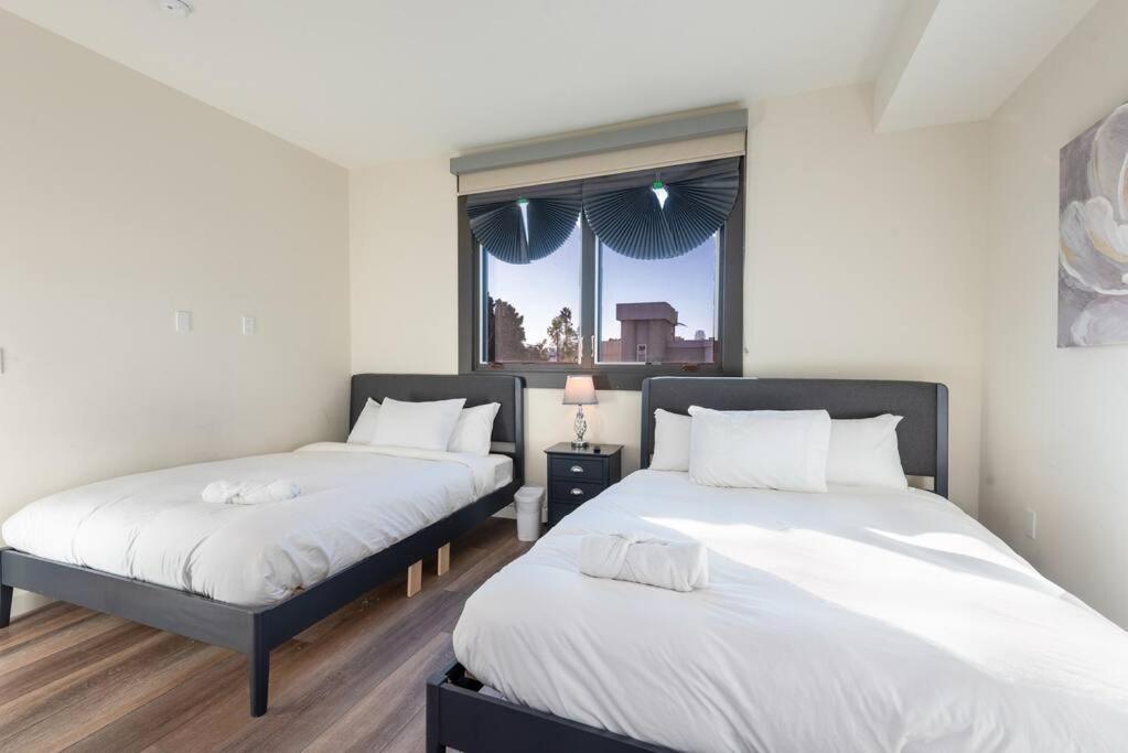 Apartment Luxurious Penthouse In Beverly Hills - Sleeps 10