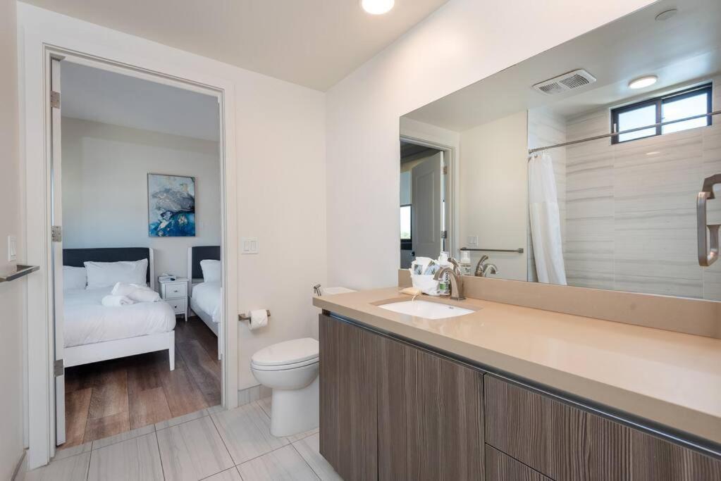 Luxurious Penthouse In Beverly Hills - Sleeps 10 Los Angeles
