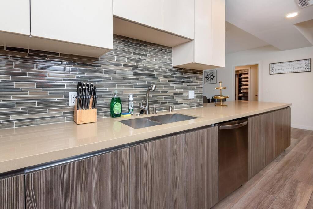 Luxurious Penthouse In Beverly Hills - Sleeps 10 Apartment Los Angeles