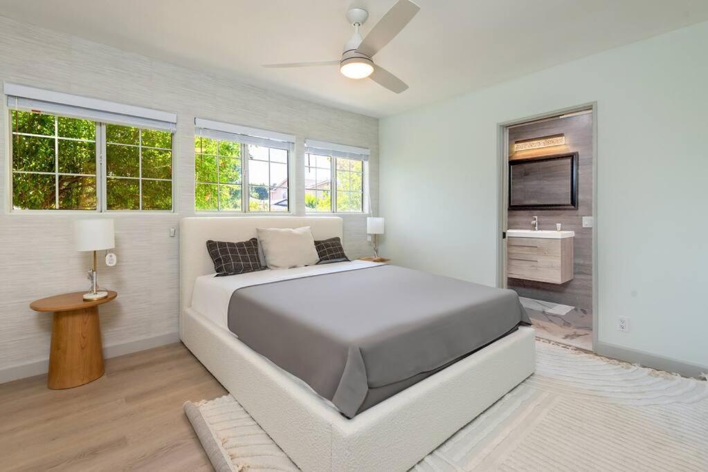 Apartment Luxurious 4-bedroom With Pool & Jacuzzi! *