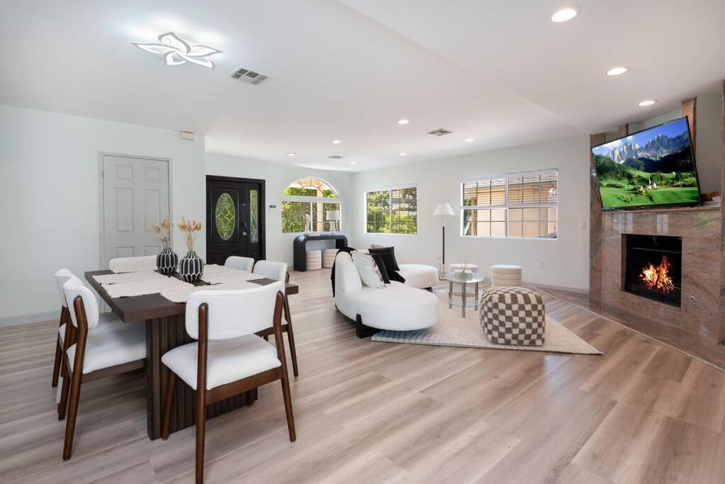 Apartment Luxurious 4-bedroom With Pool & Jacuzzi! *