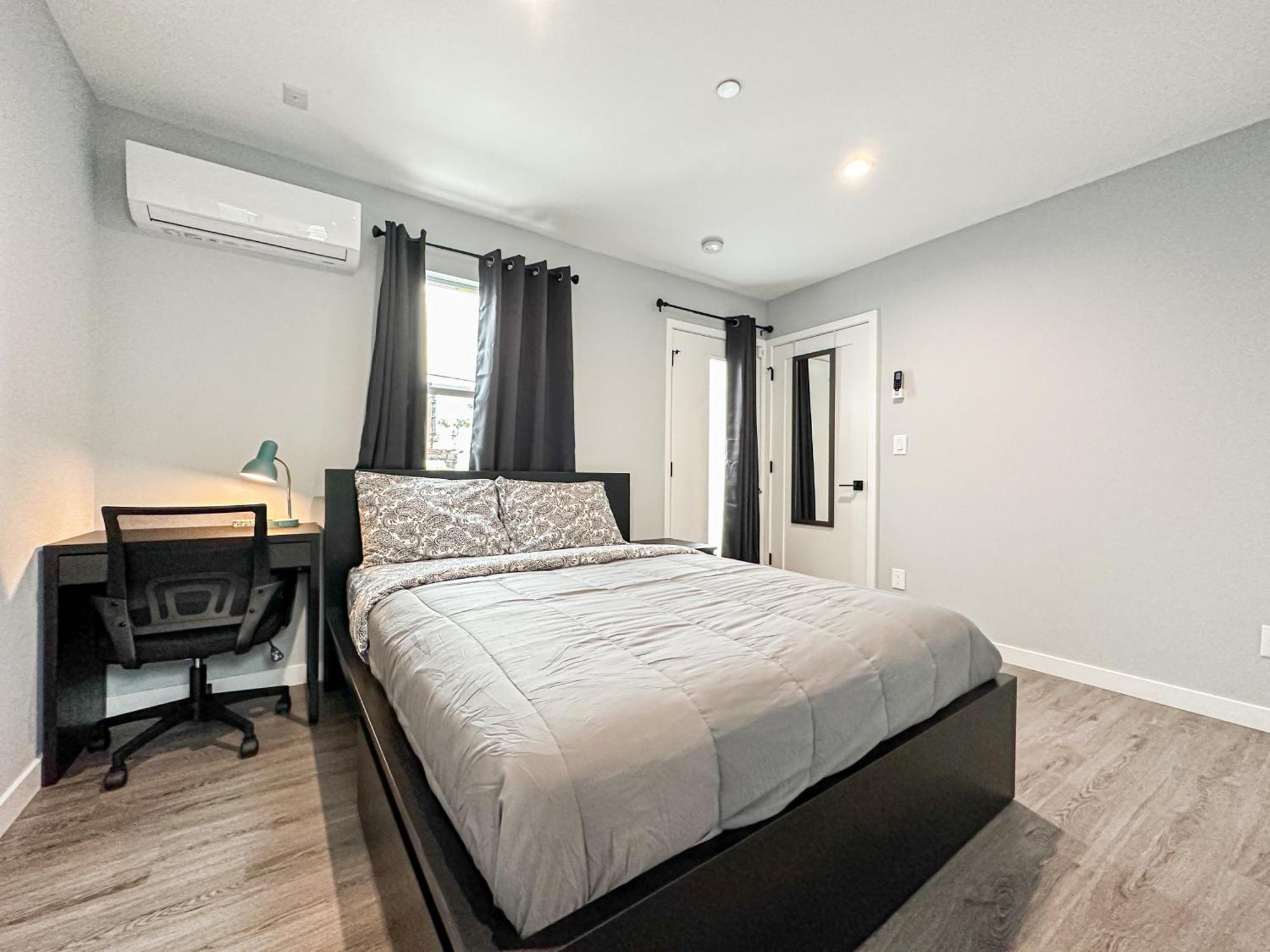 Spacious 4br-4ba In Hollywood-ful2-ww *