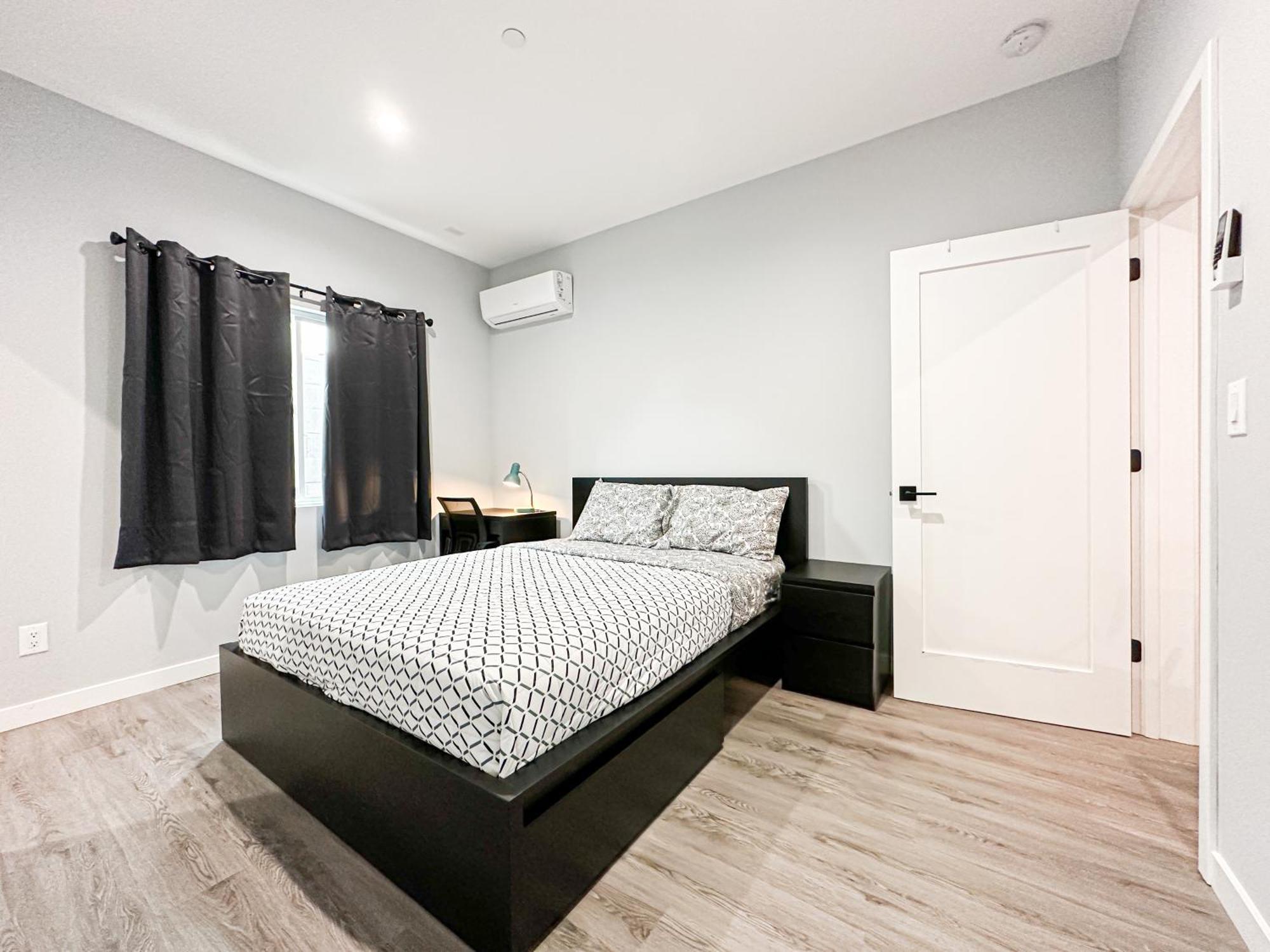 Spacious 4br-4ba In Hollywood-ful2-ww * Los Angeles