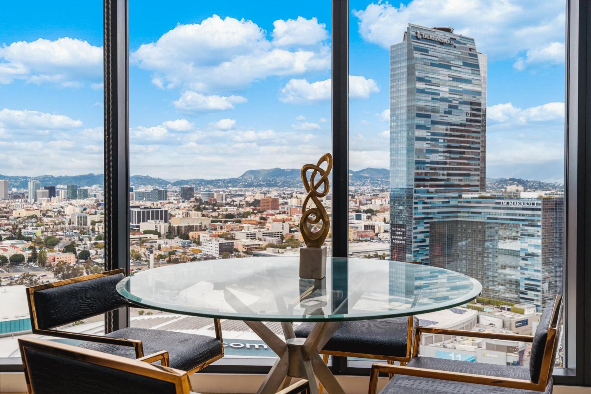 Apartamento 3 Bed 3 Bath Penthouse At Prime Location *