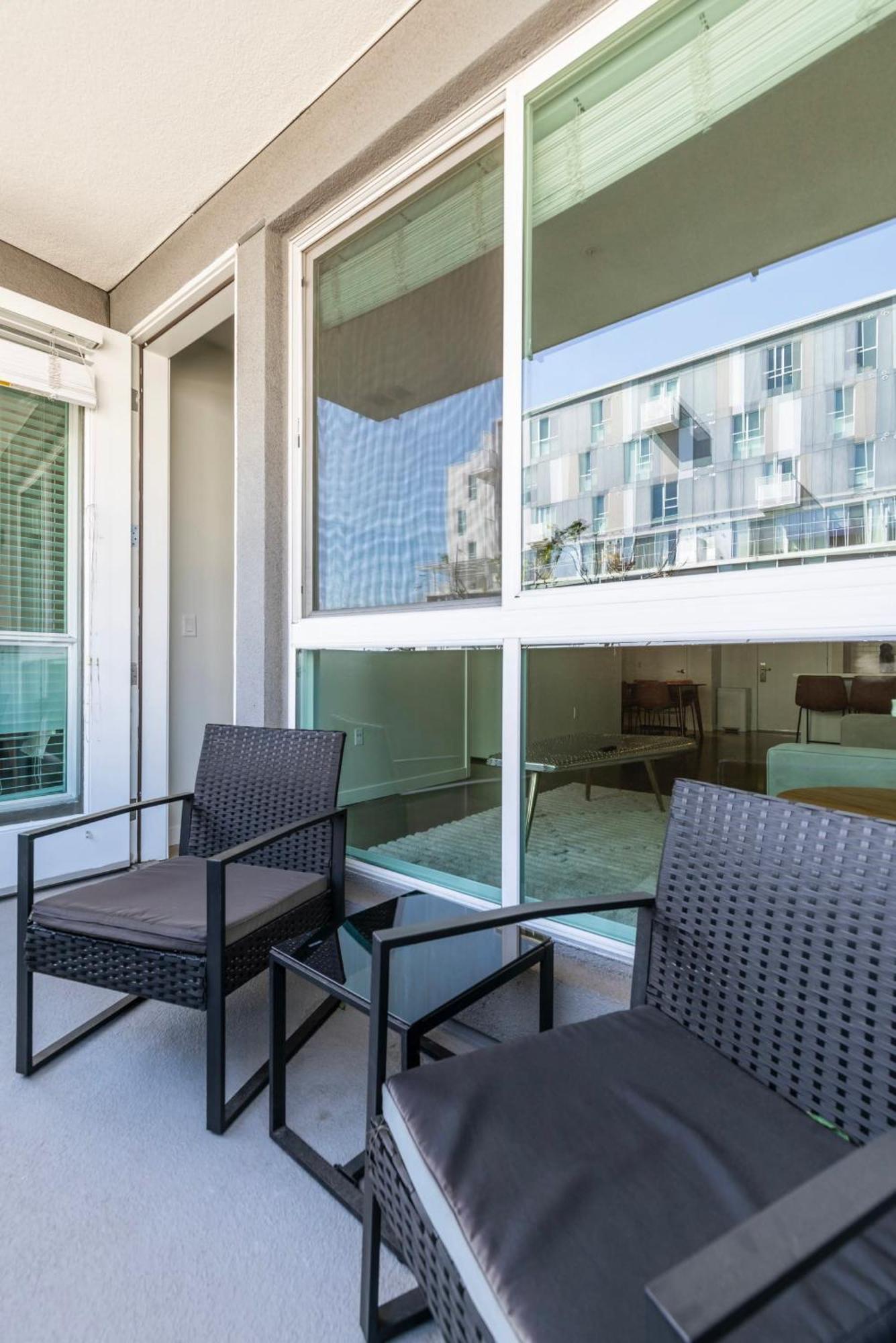New 2br Luxury Hollywood Apartment Los Angeles