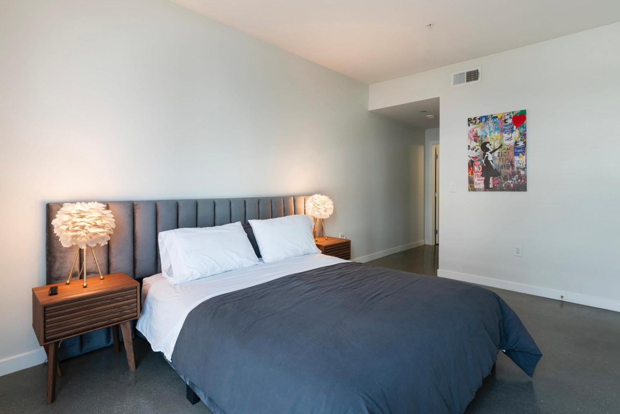 Apartment New 2br Luxury Hollywood
