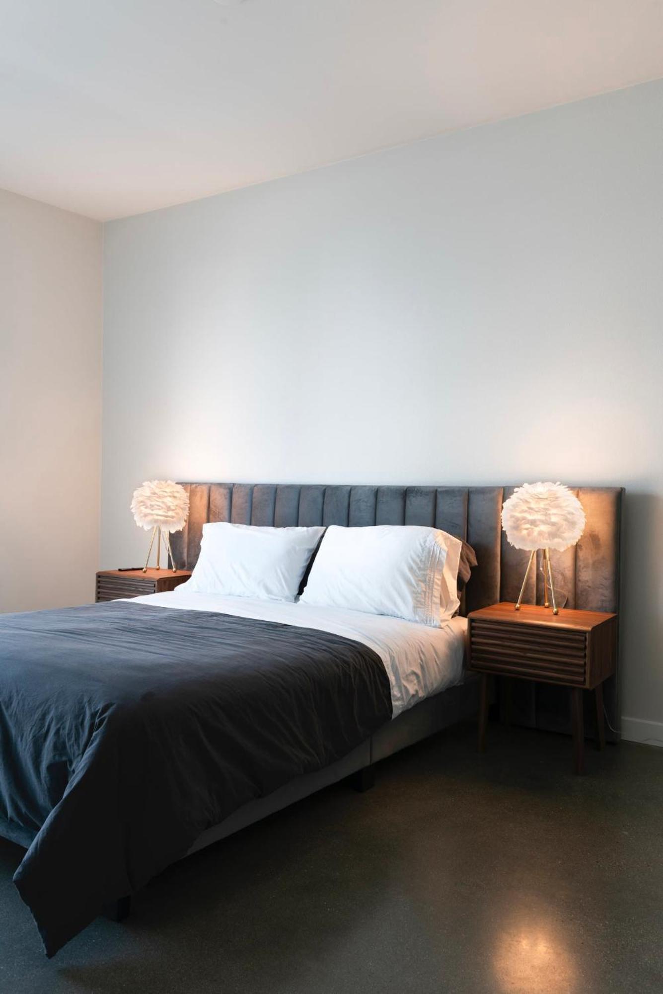 New 2br Luxury Hollywood Apartment *