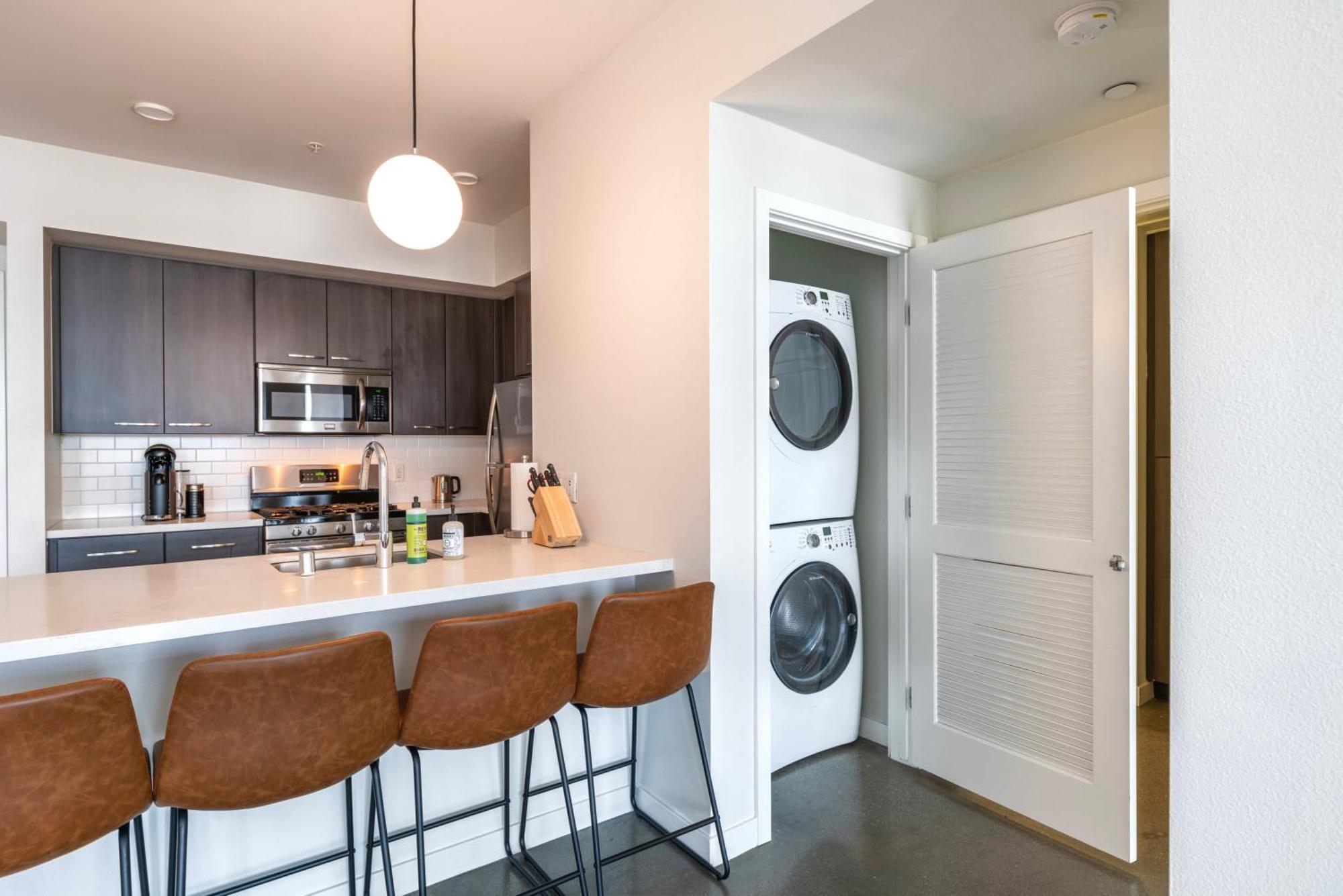 New 2br Luxury Hollywood *