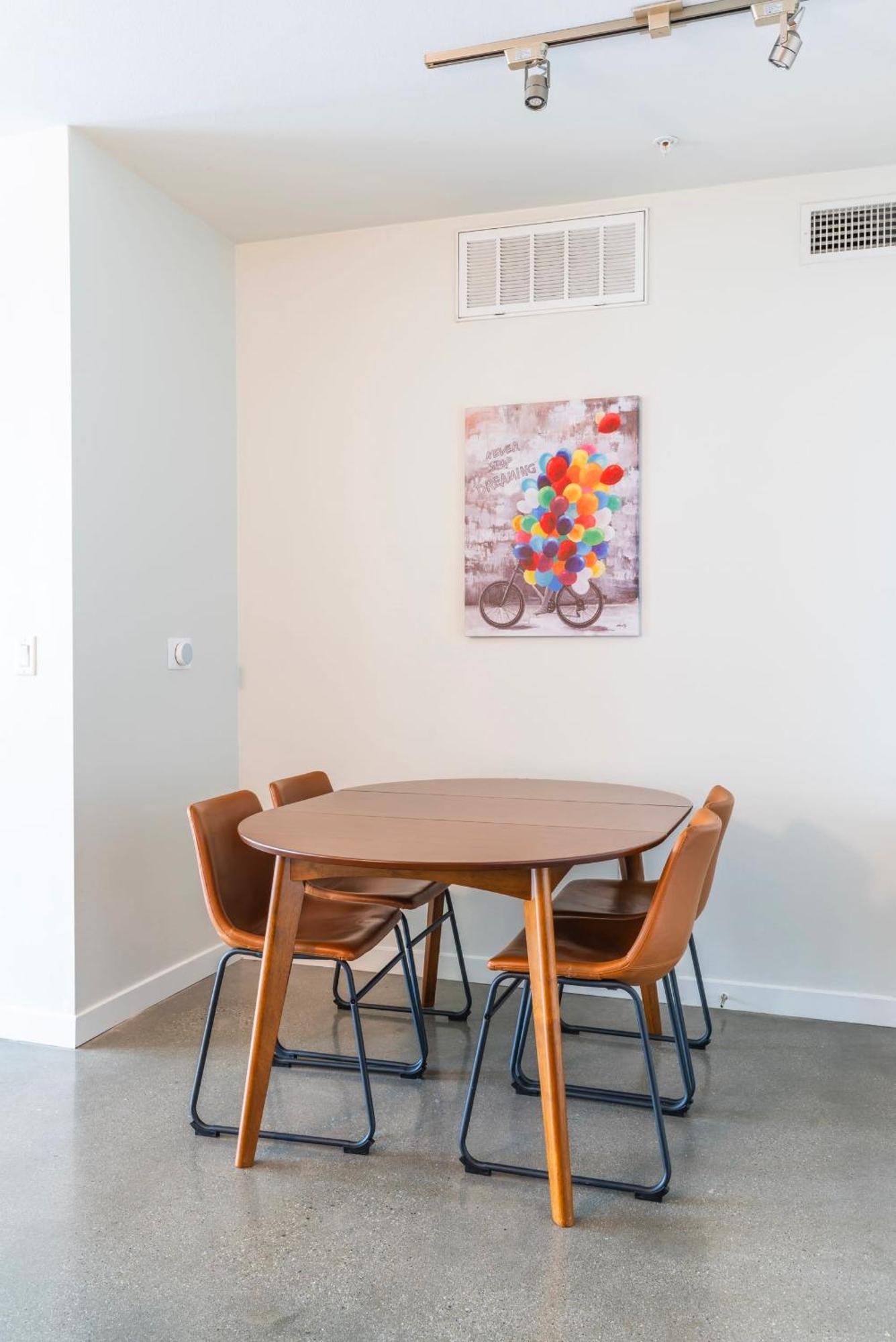 New 2br Luxury Hollywood