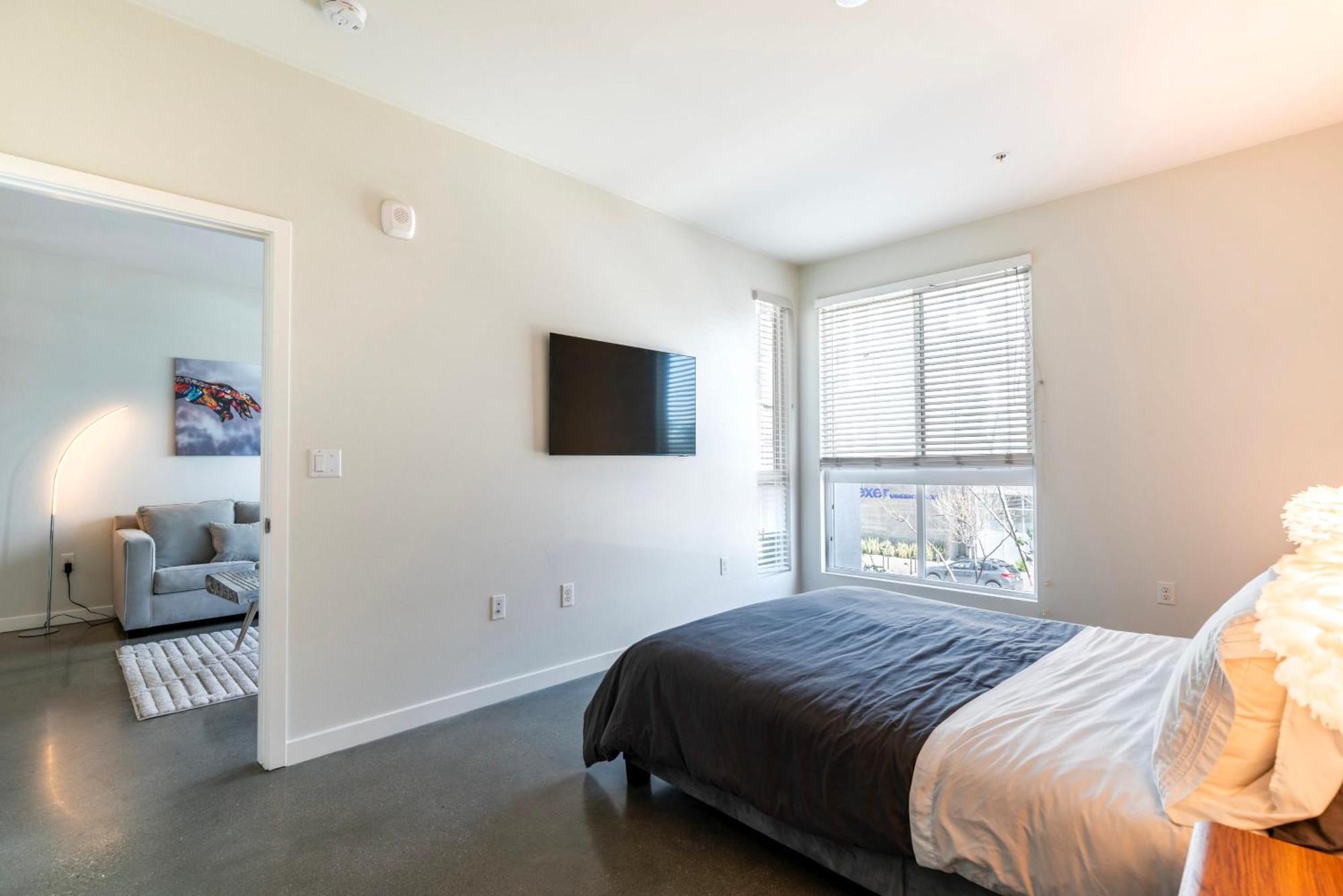 Apartment New 2br Luxury Hollywood