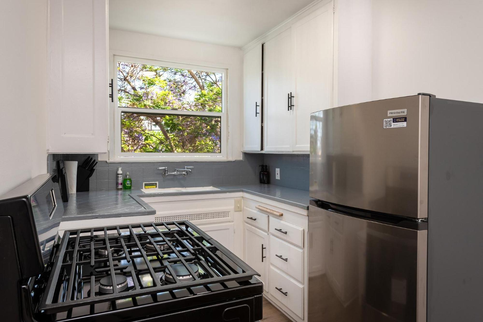 A Slice Of Paradise: 2br Apt. With Hot Tub *