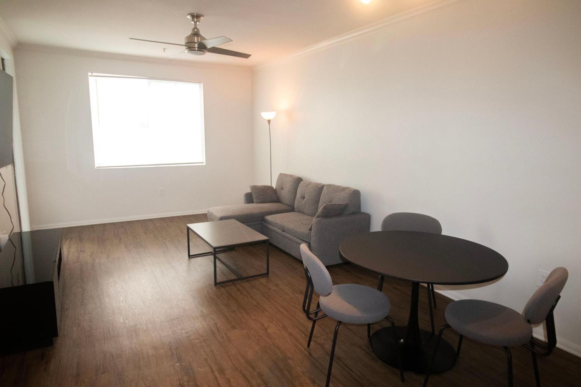 Mdr Furnished * Los Angeles